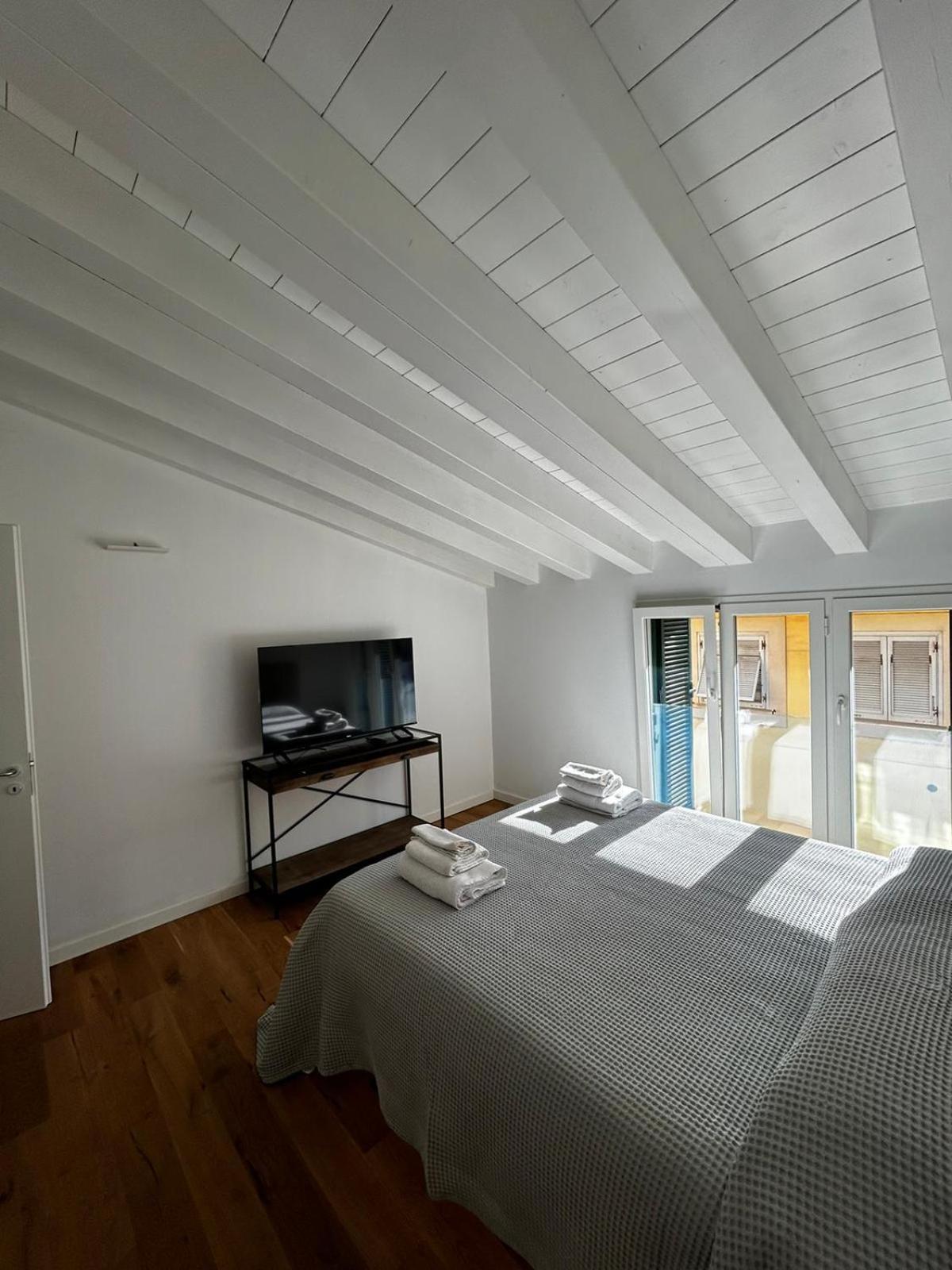 Waterfront Balcony I Grani 5 Resort Grand Suite Livorno Exterior foto